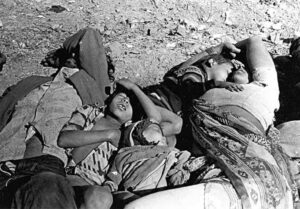 bhopal gas disaster tragedy survivors treatment