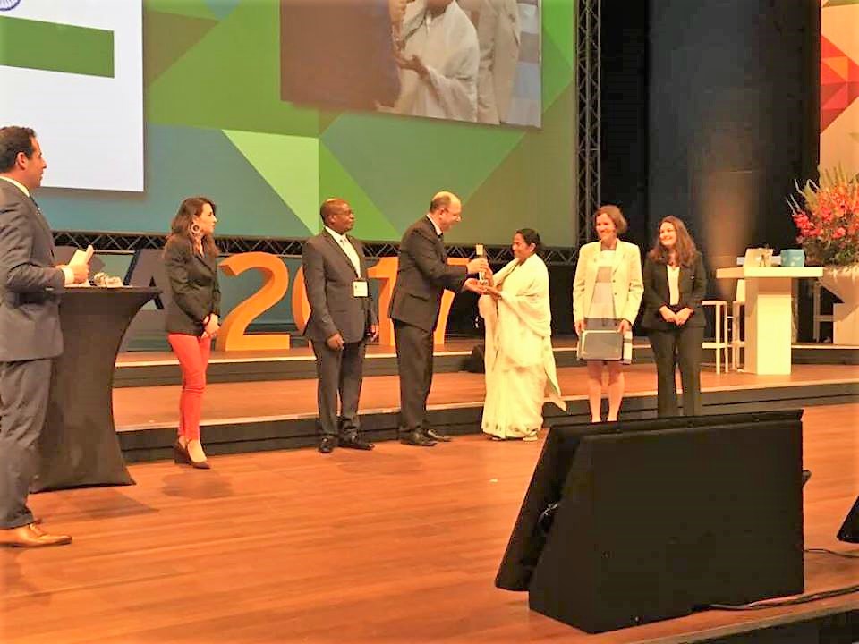 Kanyashree, Mamta, UN