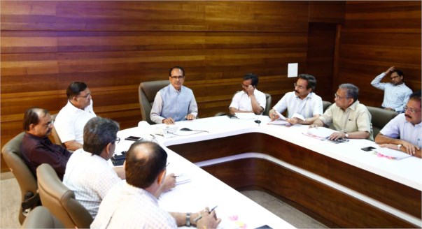 shivraj singh chouhan rss officers election commission