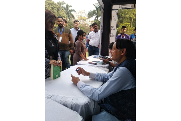 shashi tharoor kolkata lit fest caa citizenship Modi Muslim Muslims NRC NPR