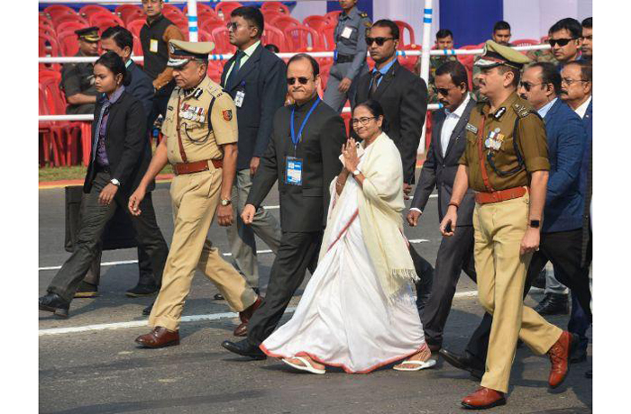 mamata banerjee bengal police caa civil society