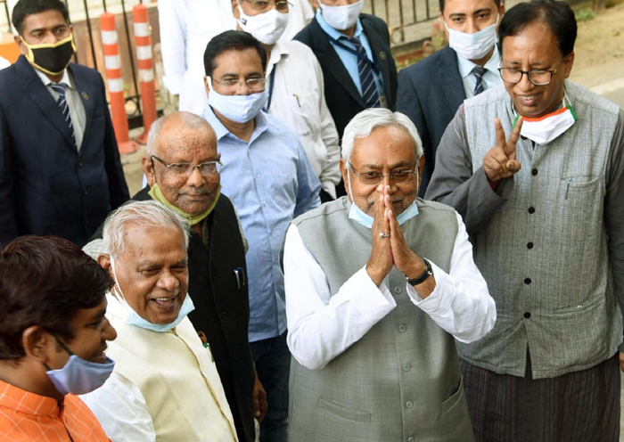 lalu prasad yadav bihar chief minister nitish kumar bjp rjd jdu tejashwi yadav RSS