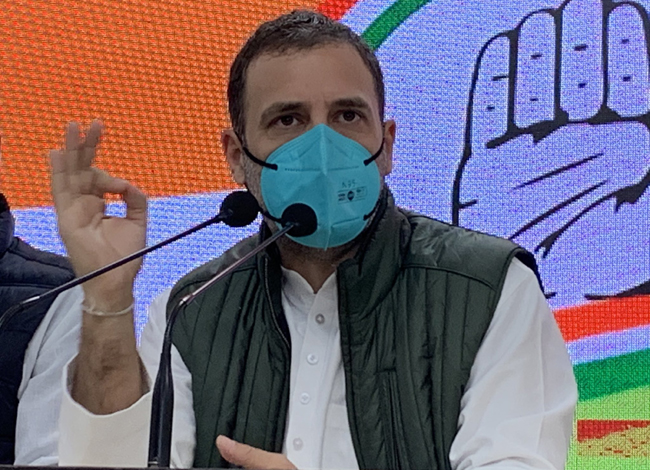 राहुल गांधी अर्णब गोस्वामी व्हाट्सप्प चैट राष्ट्रीय नरेंद्र मोदी गोदी मीडिया पुलवामा बालाकोट