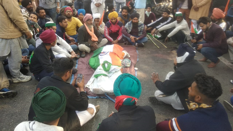 farmers tractor rally republic day parade protest kisan delhi ITO