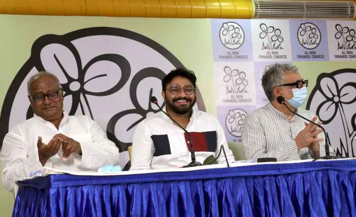 mamata banerjee didi babul supriyo bengal