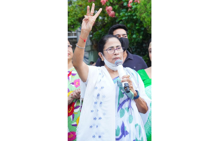 mamata banerjee wins bhawanipore bypoll bengal tmc