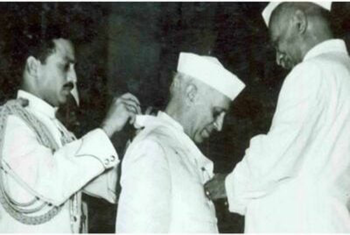 भारत के प्रथम प्रधानमंत्री जवाहरलाल नेहरू रत्ना