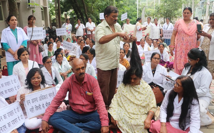 हेल्थ कोरोना वारियर्स और वैक्सीनेशन कोविड