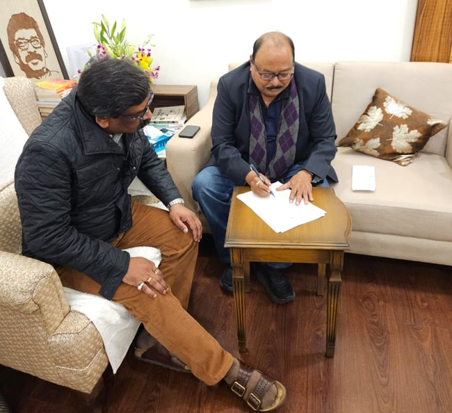 गाण्डेय जेएमएम विधायक सरफराज अहमद झारखंड मुक्ति मोर्चा