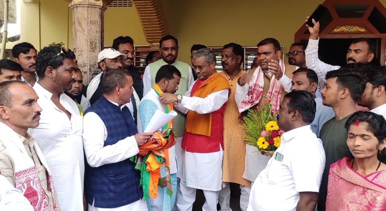 देशद्रोह और भाजपा का आरोपी गिरिडीह झारखंड के मुखिया में शामिल बीजेपी