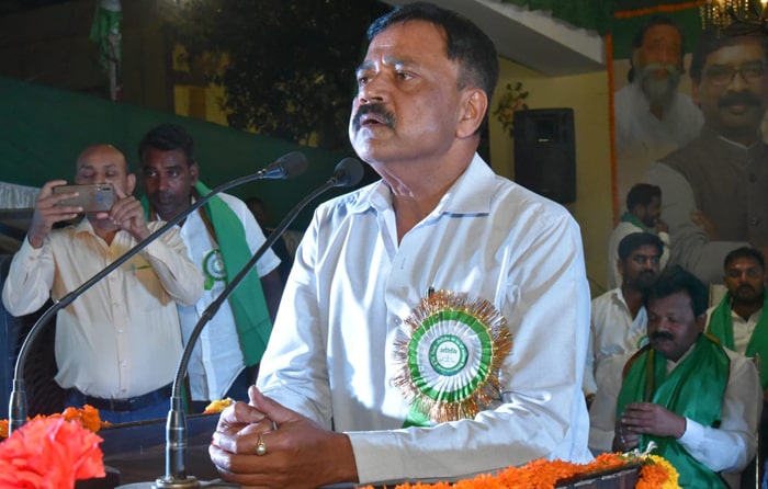 गिरिडीह में शिक्षा सुदिव्य सोनू एमएलए जेएमएम झारखंड विधायक