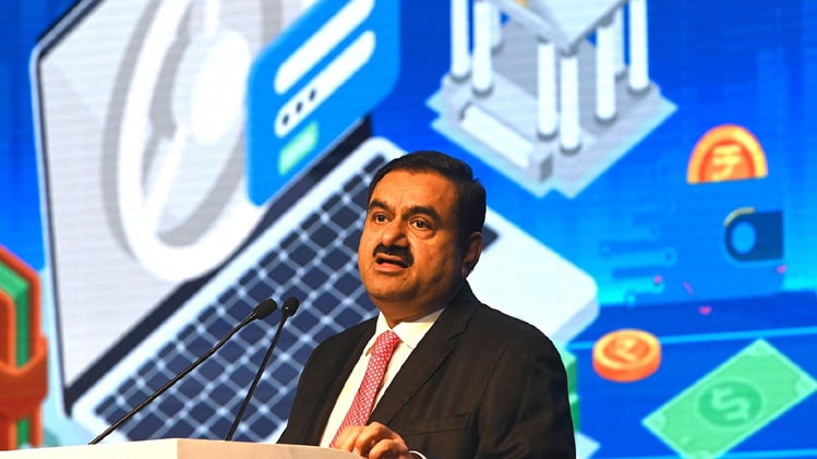 gautam adani गौतम अडानी प्रधानमंत्री नरेंद्र मोदी